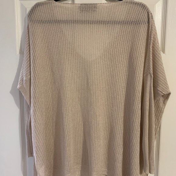 C’est Moi Neutral Top - Picture 2 of 6